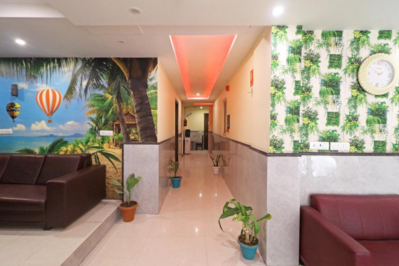 Hotel Smart Signature New Delhi Buitenkant foto